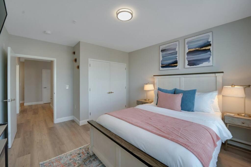 Beautiful 2Br Apt/Ewr Airport/King /Free Parking Newark Eksteriør billede